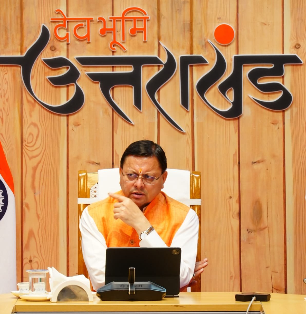 ‘ड्रग्स फ्री उत्तराखंड’ अभियान को दें तेज़ी, स्वदेशी वस्तुओं को बढ़ावा देने पर भी ज़ोर l
