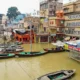 काशी में ऐसी उफनाई गंगा कि छतों पर करना पड़ रहा शवदाह! सामने आईं भयावह तस्‍वीरें l