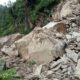 पिथौरागढ़ में पहाड़ी से गिरे विशाल पत्थर ने ली 12 वर्षीय बालक की जान, चार लोग घायल