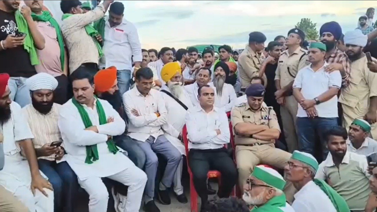 हरिद्वार बहादराबाद टोल प्लाजा पर किसानों का धरना पांच दिन बाद खत्म, मुख्यमंत्री और प्रशासन से मिले आश्वासन के बाद मानी बात