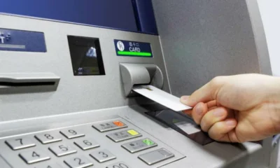 व्यापारी से बने अपराधी, 52 डेबिट कार्ड के साथ गिरफ्तार – कारनामे सुनकर पुलिस भी हैरान l