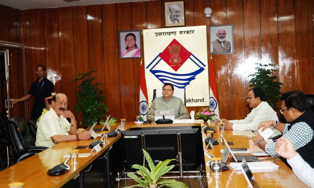 2008 तक नियुक्त संविदा कर्मियों के लिए नियमितीकरण की बड़ी तैयारी