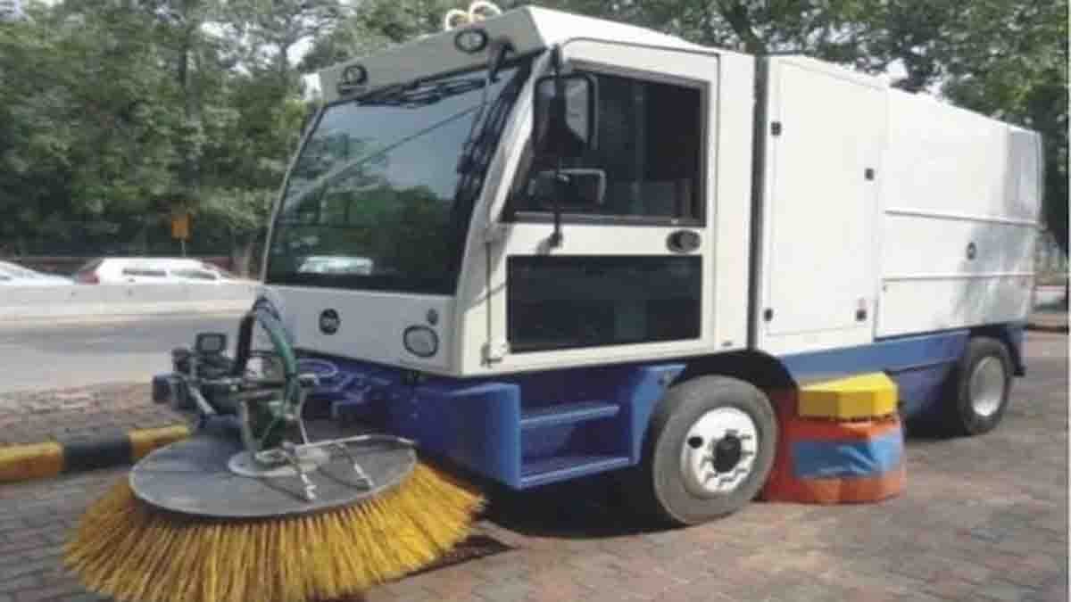 उत्तराखंड में सफाई का नया अध्याय, सड़कों पर दिखेगी मैकेनिकल स्वीपिंग मशीन- जानिए खूबियां!