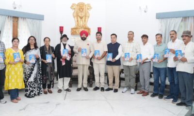 राज्यपाल ने किया “आमारे जौनसारी गीत” पुस्तक का विमोचन, संस्कृति संरक्षण के प्रयासों की सराहना l