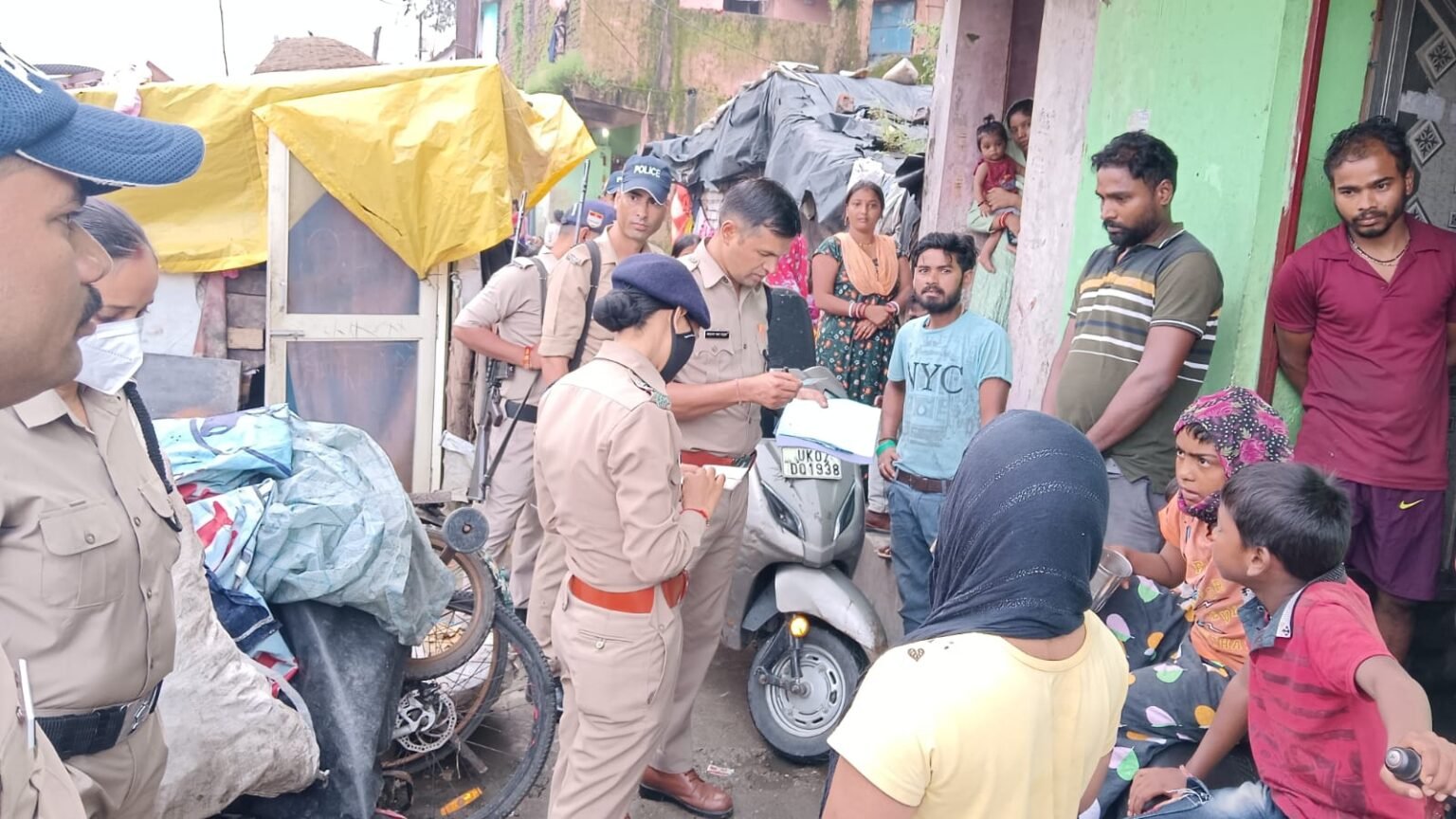 20 मकान मालिकों पर 2 लाख का जुर्माना, 16 संदिग्ध हिरासत में l