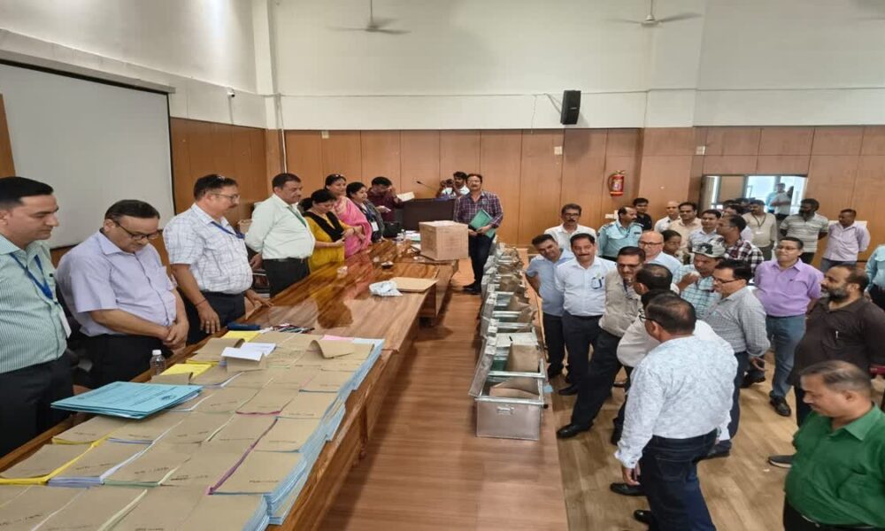 उत्तराखंड में आज छात्रसंघ चुनाव, स्टूडेंट्स का जोश हाई, शाम तक आएंगे नतीजे l