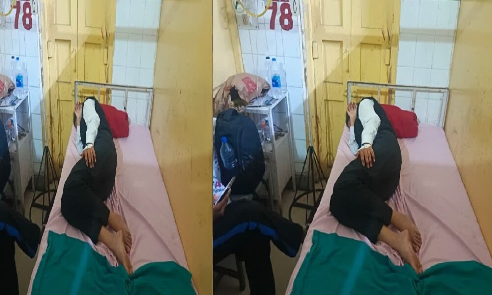 कॉलेज लैब में भीषण हादसा, आग से झुलसीं दो छात्राएं