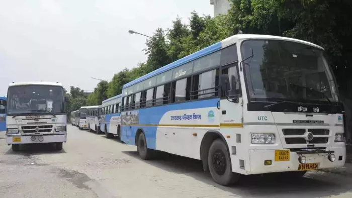 आर्थिक संकट से जूझ रहा उत्तराखंड परिवहन निगम, अधिकारियों और कर्मचारियों की छुट्टियां की रद्द