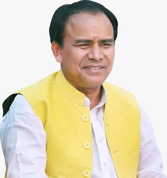 उत्तराखंड में सहायक अध्यापकों की 2100 पदों पर जल्द होगी भर्ती उत्तराखंड में सहायक अध्यापकों की 2100 पदों पर जल्द होगी भर्ती