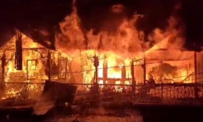 नैनीताल के मल्लीताल में ओल्ड लंदन हाउस में फिर लगी आग, 3 दुकानें जलकर राख, दमकल ने बमुश्किल पाया काबू l