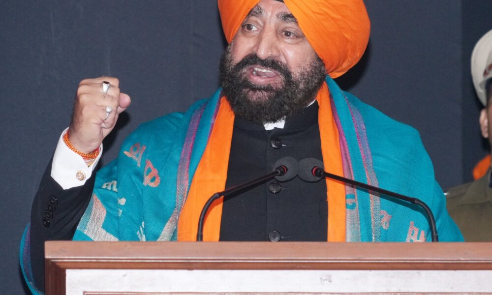 गुरुओं के संदेश को जन-जन तक पहुंचाना हम सभी की जिम्मेदारी- राज्यपाल