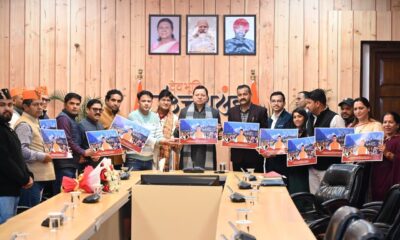 सीएम धामी ने पैंली-पैंली बार उत्तराखण्डी गीत का किया विमोचन, कहा- गीत के माध्यम से समाज में आएगी जागरूकता