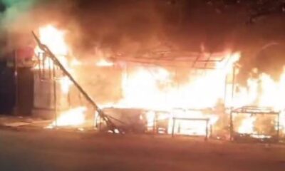 हरिद्वार के ललतारा पुल के पास लगी भीषण आग, कुछ ही मिनटों में दुकानें हुई जल कर ख़ाक