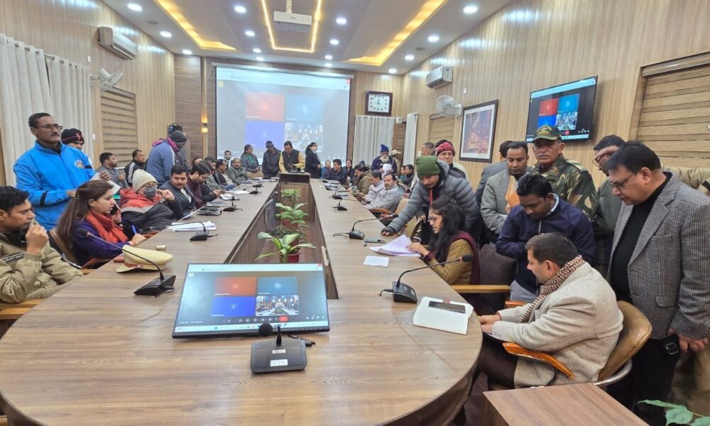 कलेक्ट्रेट सभागार में लगा जनता दरबार ,88 शिकायतें हुई प्राप्त,अधिकतर शिकायतों का हुआ मौके पर निस्तारण