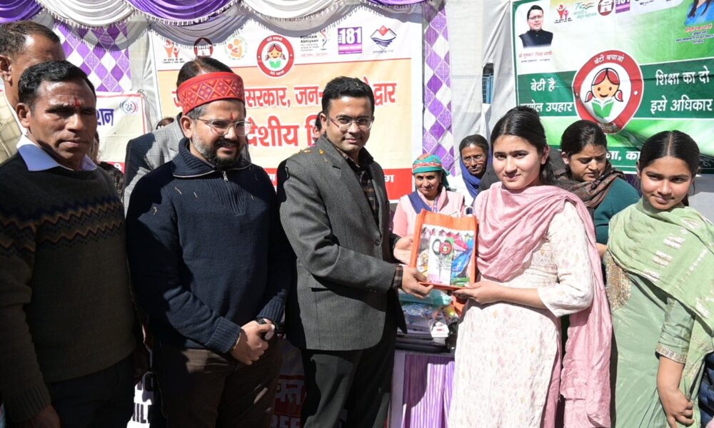 सरकार आपके द्वारः सुदूरवर्ती न्याय पंचायत कोटी में अपर सचिव व सीडीओ ने सुनी जन समस्याएं