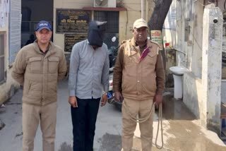 नाबालिग छात्रा से दुष्कर्म के आरोप में कोचिंग शिक्षक गिरफ्तार, परिजनों में बढ़ी चिंता