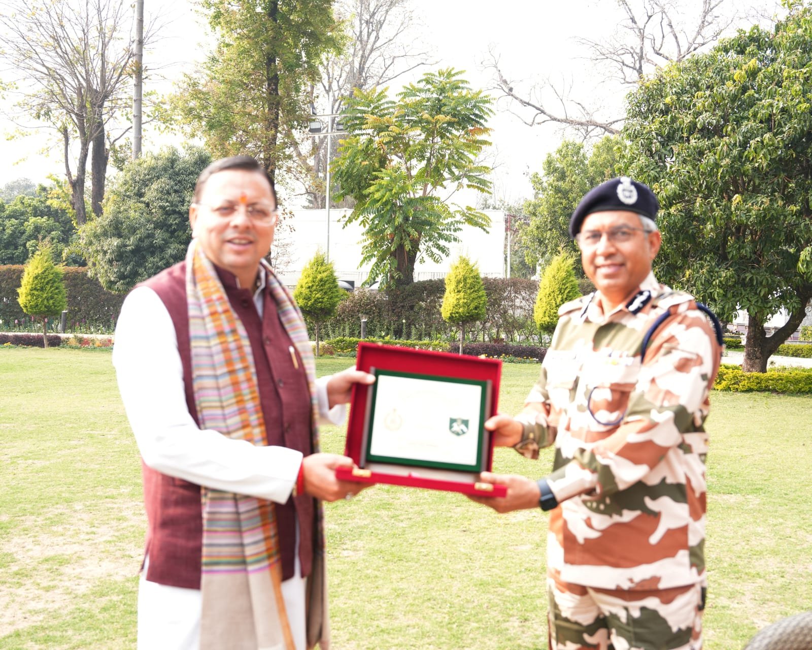 सीएम धामी से मिले ITBP महानिदेशक, सीमा सुरक्षा, सीमांत क्षेत्रों में विकास कार्यों को लेकर चर्चा