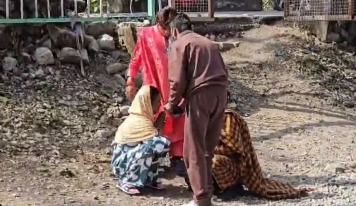 रामनगर में नकली किन्नर बनकर वसूली का मामला, किन्नर समाज ने आरोपियों को शहर से भगाया