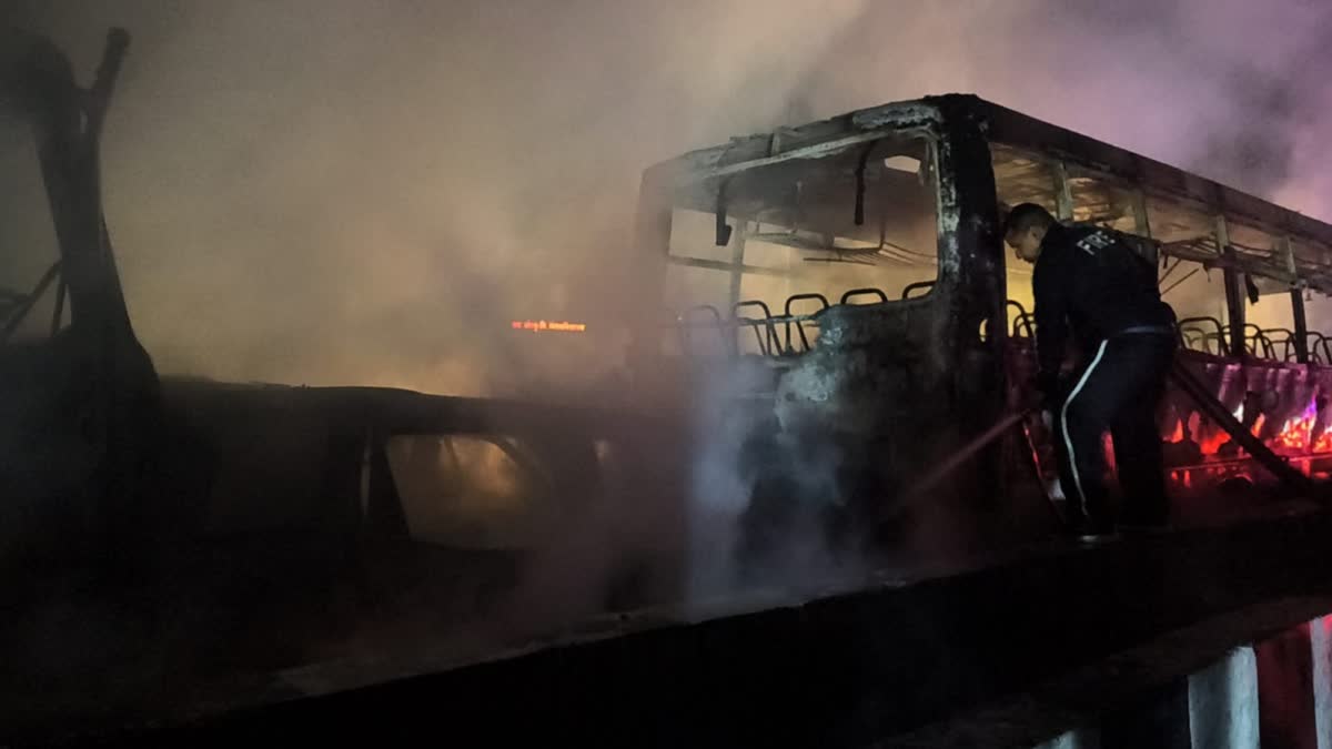 हरिद्वार में मोतीचूर फ्लाई ओवर पर भीषण हादसा, एक के बाद एक टकराए कई वाहन, एक की मौत 15 घायल