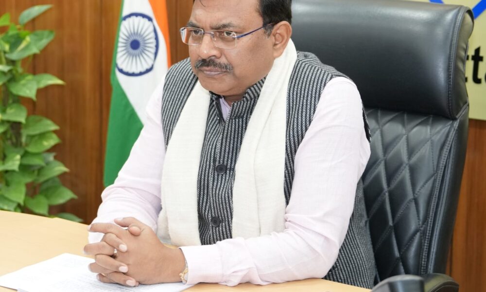 मुख्य सचिव की अध्यक्षता में SARA की बैठक, पारंपरिक जल स्रोतों के संरक्षण पर जोर