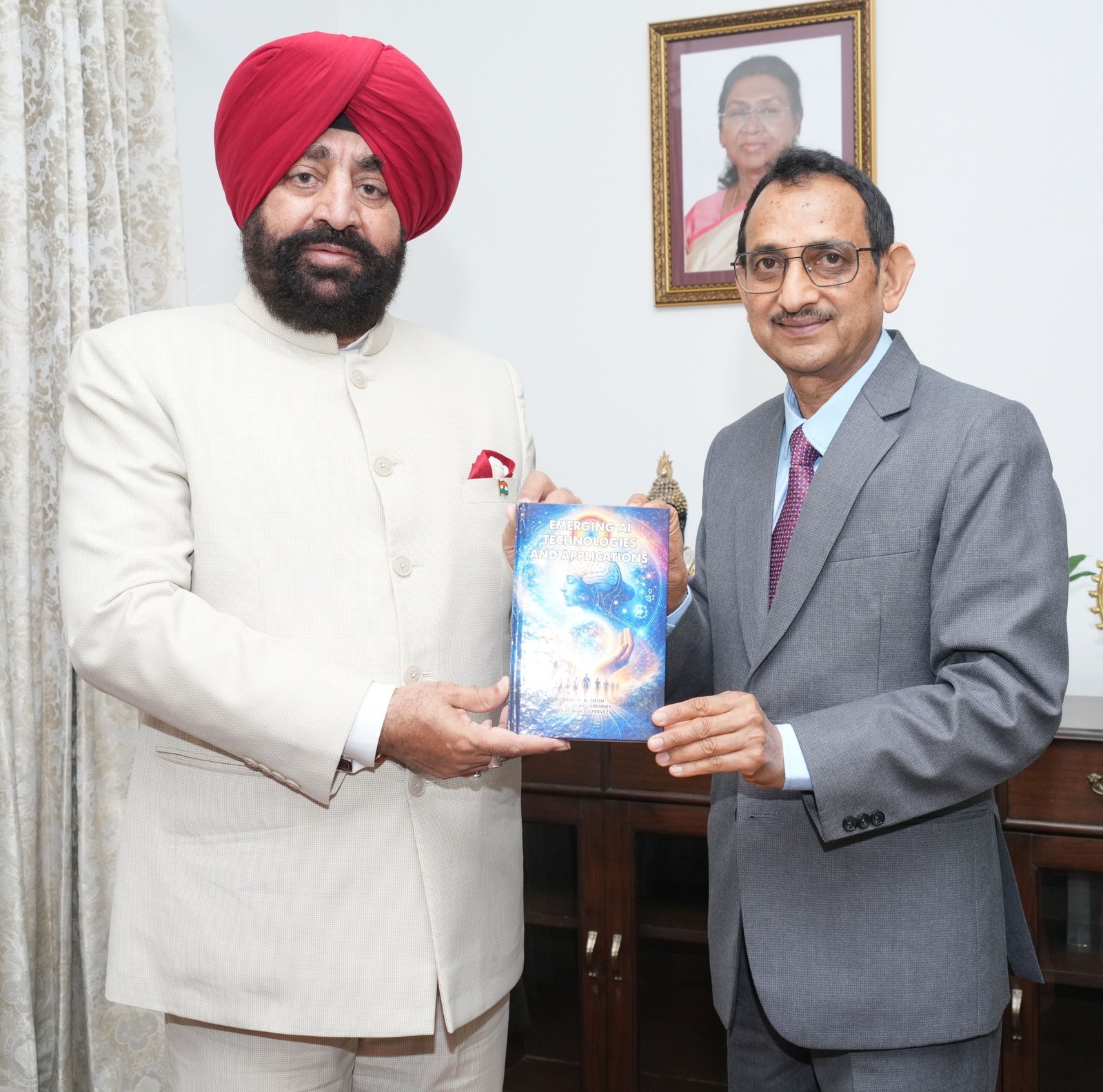 UTTARAKHAND NEWS: श्री देव सुमन उत्तराखण्ड विश्वविद्यालय ने तैयार किया ‘प्रज्ञानम्’ एआई चैटबॉट, जल्द होगा लॉन्च