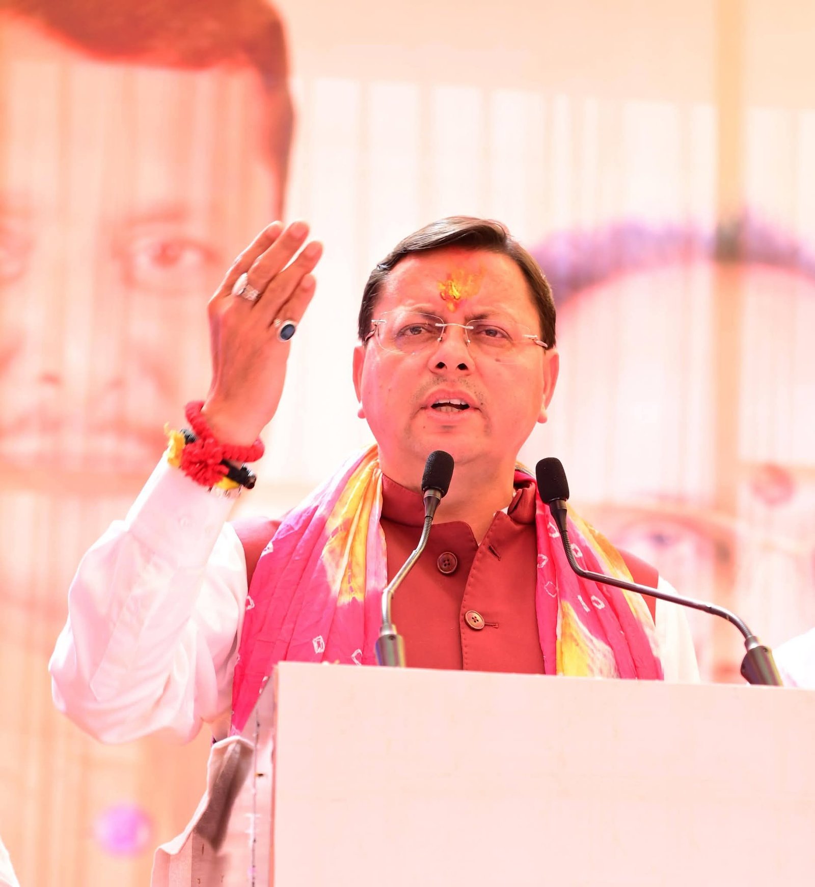 सीएम धामी ने प्रदेशवासियों को दी होली की शुभकामनाएं, कहा – ये केवल रंगों का नहीं, सांस्कृतिक चेतना का पर्व