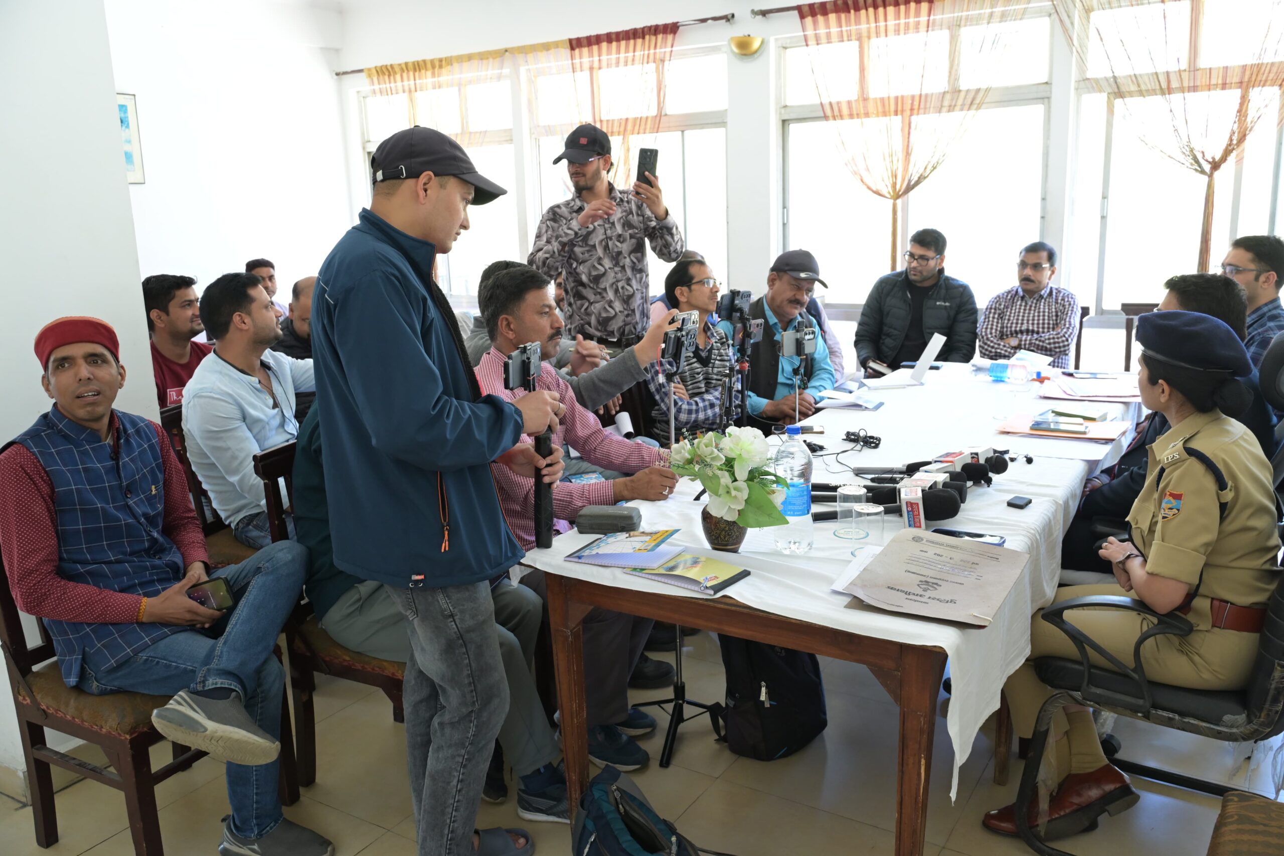 केदारनाथ यात्रा के लिए अंतिम चरण में तैयारियां, जिलाधिकारी ने तैयारियों का किया निरीक्षण