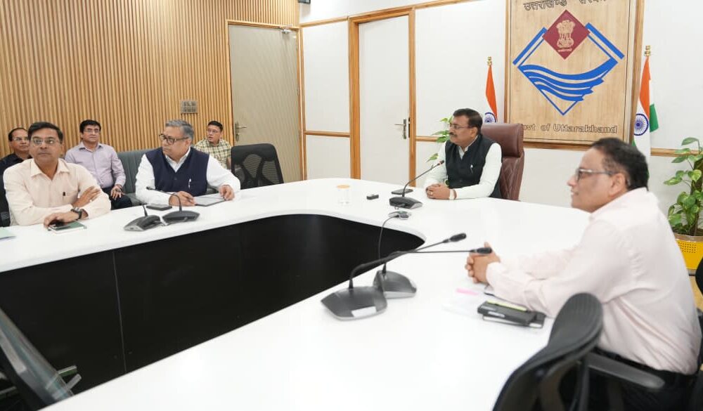 फॉरेस्ट फायर की रोकथाम को लेकर मुख्य सचिव ने ली बैठक, प्रिडिक्शन मॉडल तैयार करने के दिए निर्देश