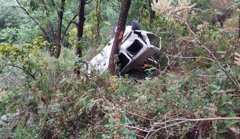 रुद्रप्रयाग में 250 मीटर गहरी खाई में गिरी कार, दर्दनाक हादसे में तीन लोगों मौत