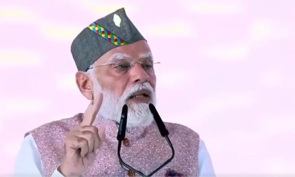 प्रधानमंत्री नरेंद्र मोदी पहुंचे देहरादून, थोड़ी देर में करेंगे दिल्ली-देहरादून एक्सप्रेसवे का शुभारंभ