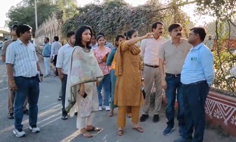 कुंभ मेला 2027 की तैयारियों का मेलाधिकारी सोनिका ने किया निरीक्षण, समय पर काम पूरा करने के निर्देश