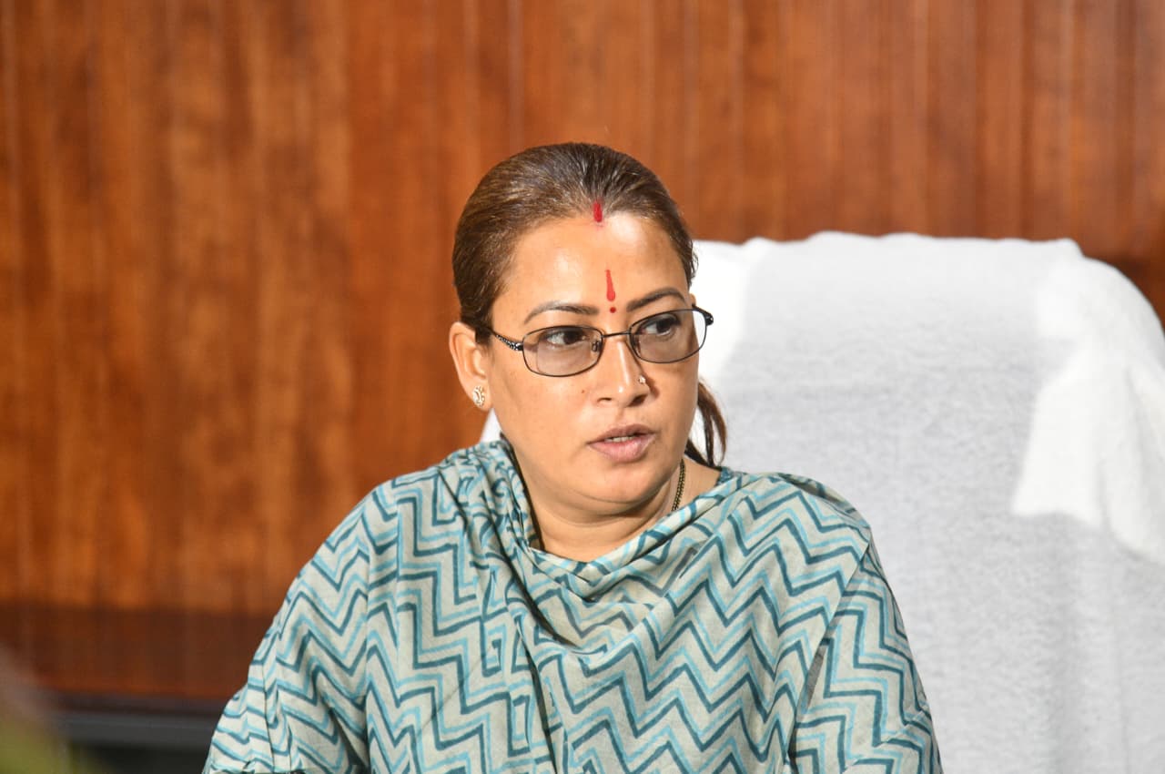 विपक्षी दल महिलाओं को आरक्षण के अधिकार से कर रही वंचित, मंत्री रेखा आर्या ने लगाए आरोप