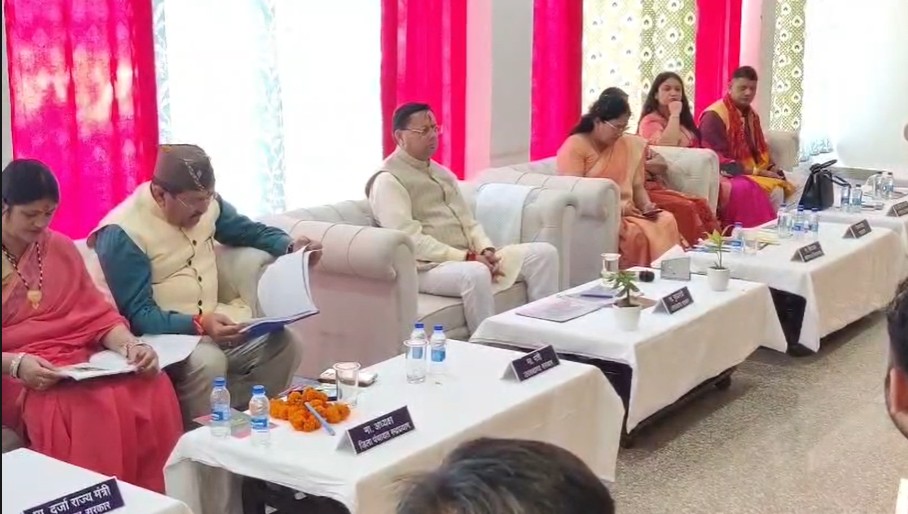 चारधाम यात्रा के लिए सरकार तैयार, सीएम धामी ने ग्राउंड जीरो पर पहुंच तैयारियों का लिया जायजा