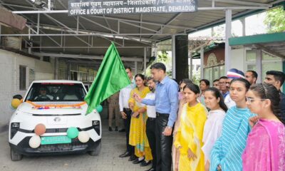 देहरादून में दिव्यांगों और बेसहारा महिलाओं के लिए मुफ्त ईवी वाहन सेवा शुरू , जिलाधिकारी झंडी दिखाकर सेवा का विधिवत शुभारंभ किया…