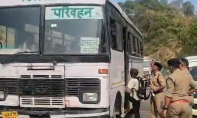 देहरादून में पुलिस ने ढोल नगाड़े बजाकर आदतन अपराधी को किया तड़ीपार