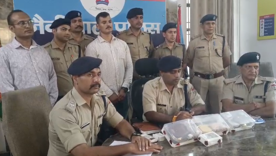 हल्द्वानी में सपेरों के गैंग का पर्दाफाश, बंद घरों को बनाते थे निशाना, 25 लाख के जेवर और बर्तन बरामद