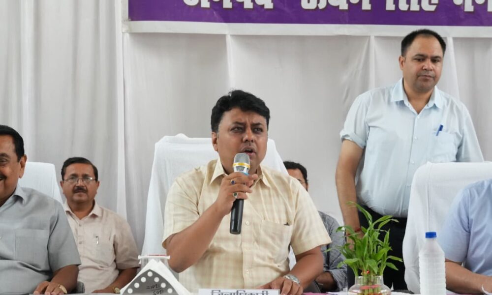 किच्छा में जिलाधिकारी की अध्यक्षता में तहसील दिवस आयोजित, मौके पर हुआ 47 शिकायतों का निपटारा…