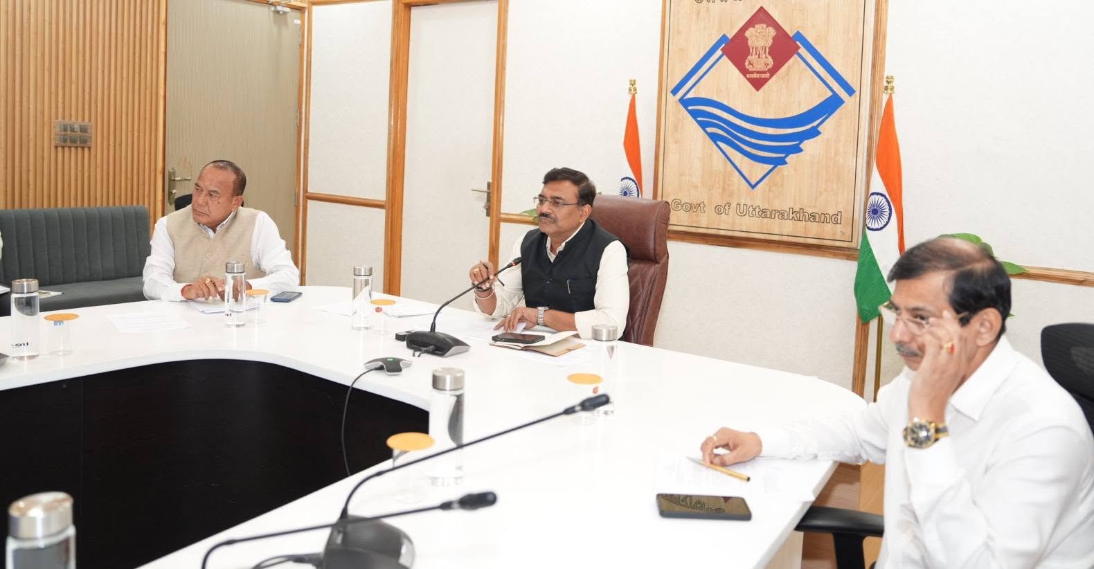 मुख्य सचिव ने की नीट पुनर्परीक्षा की तैयारियों की समीक्षा, रोडवेज बस में निशुल्क यात्रा कर सकेंगे परीक्षार्थी