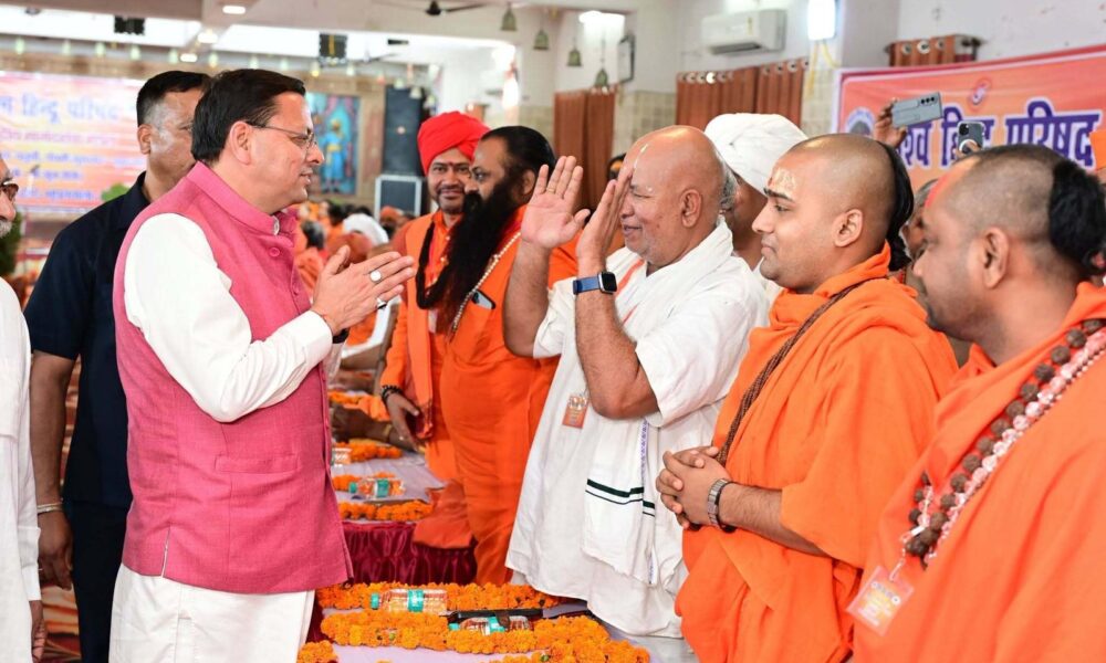 सीएम धामी का हरिद्वार दौरा, तैयारियों की हर कड़ी का लिया जायजा