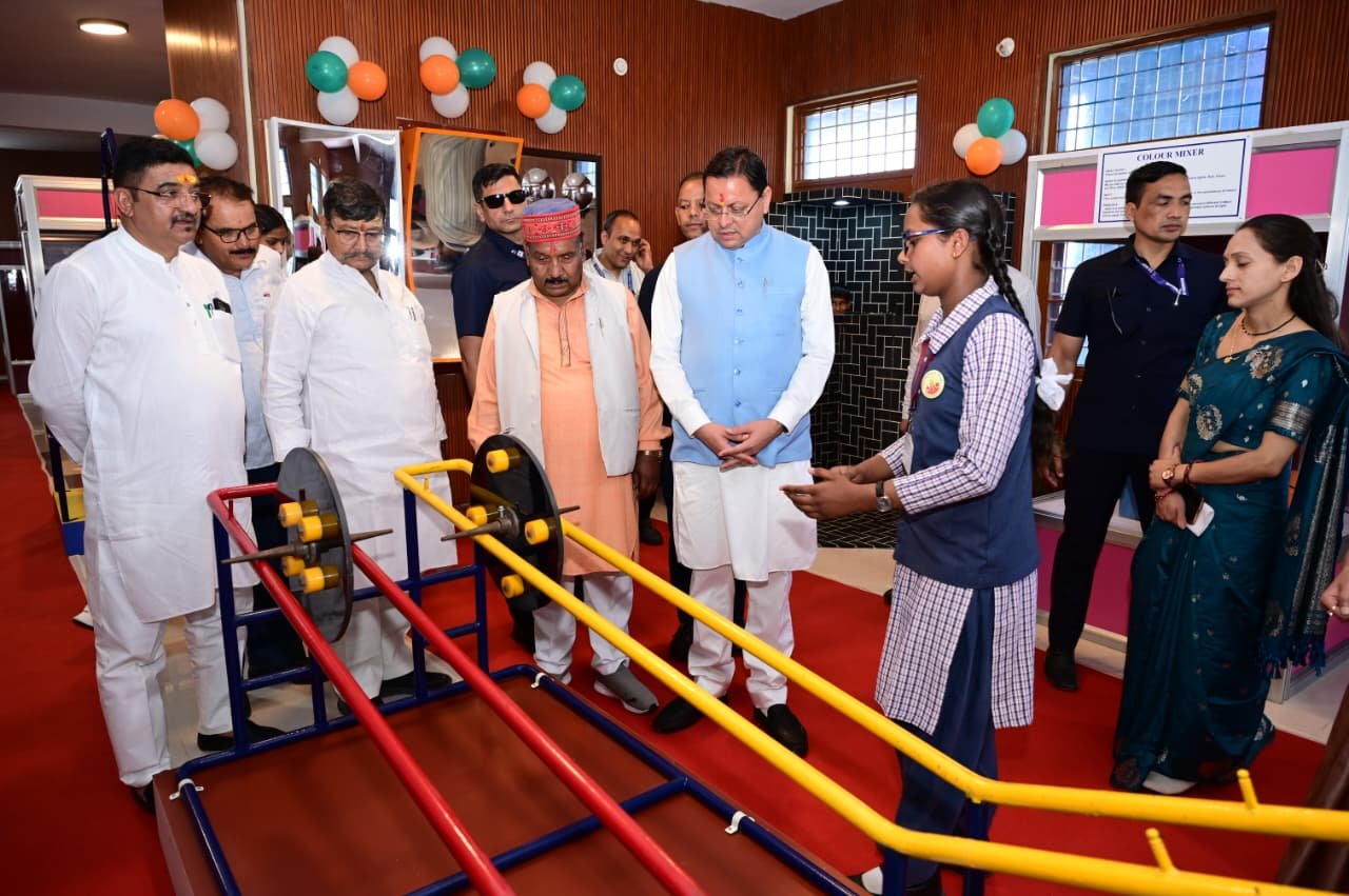 मुख्यमंत्री ने पौड़ी में विज्ञान संग्रहालय का किया लोकार्पण, कंडोलिया महोत्सव को राजकीय महोत्सव बनाने की घोषणा