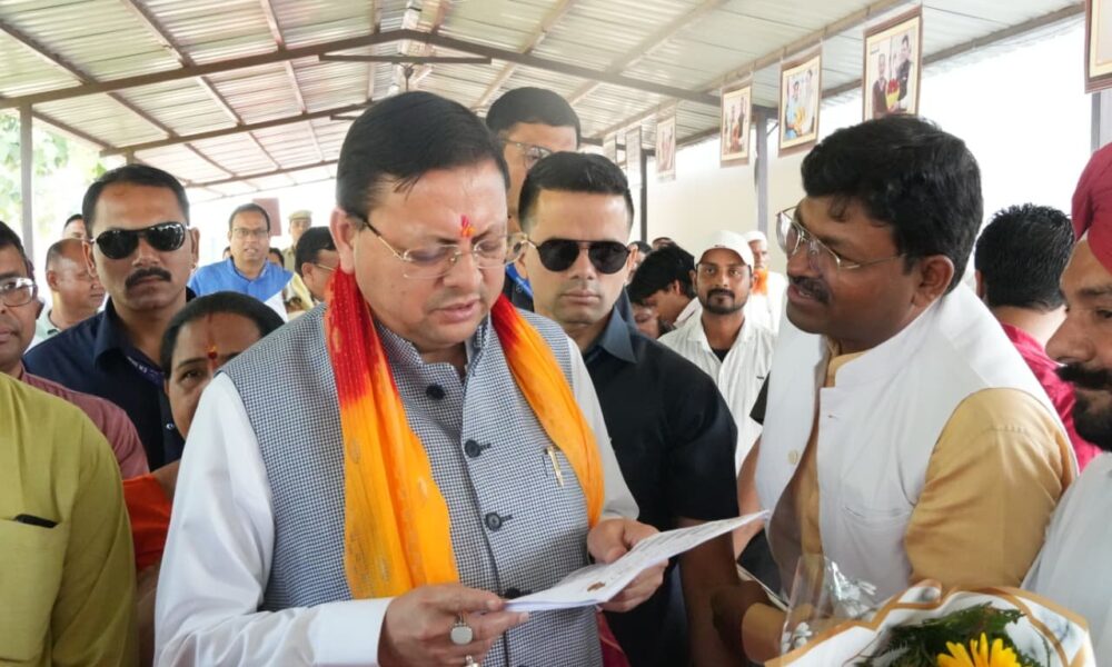 मुख्यमंत्री पुष्कर सिंह धामी ने खटीमा में सुनीं जनसमस्याएं, अधिकारियों को दिए त्वरित समाधान के निर्देश…