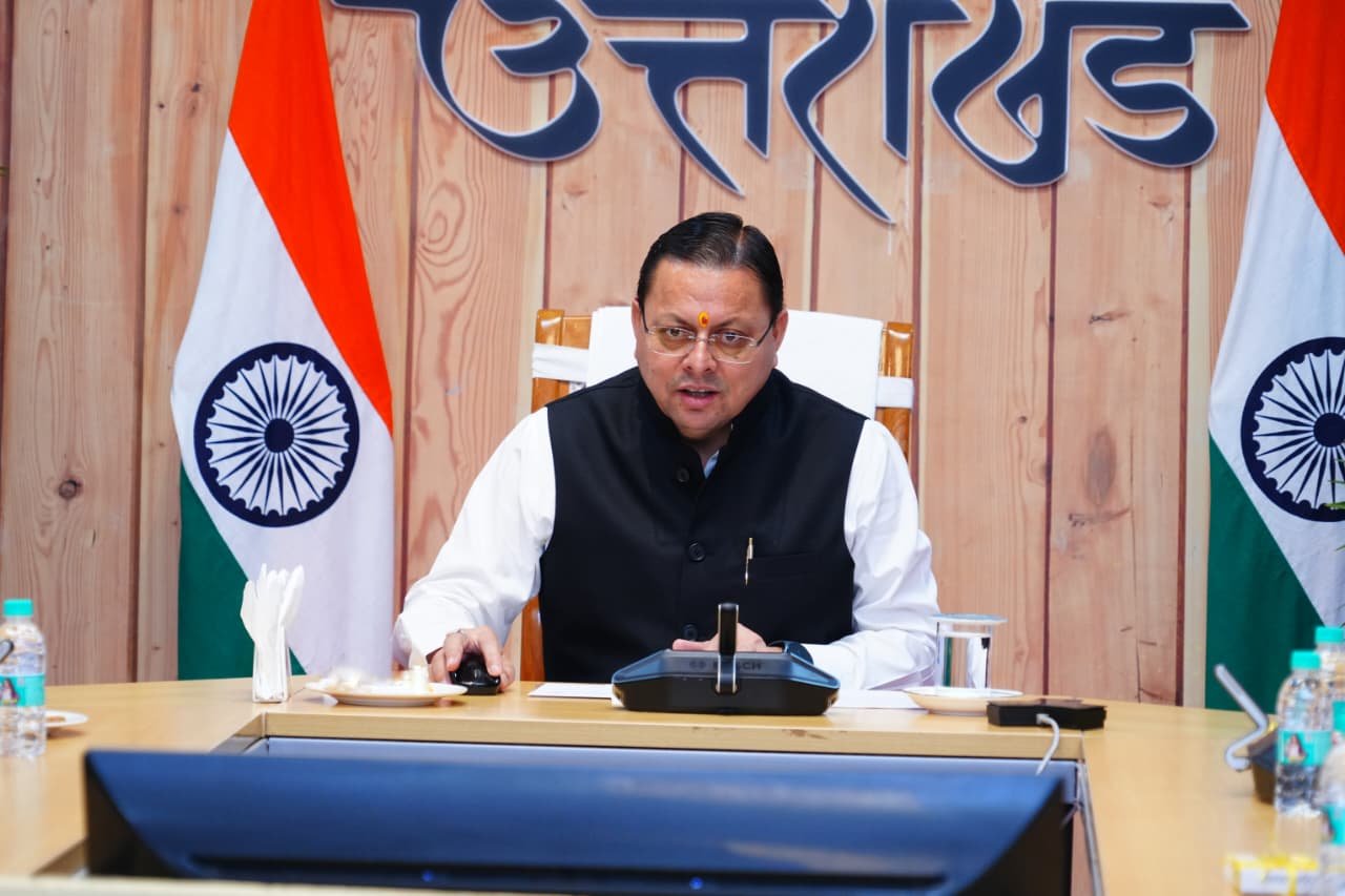 सीएम धामी ने श्रमिकों को दी बड़ी सौगात