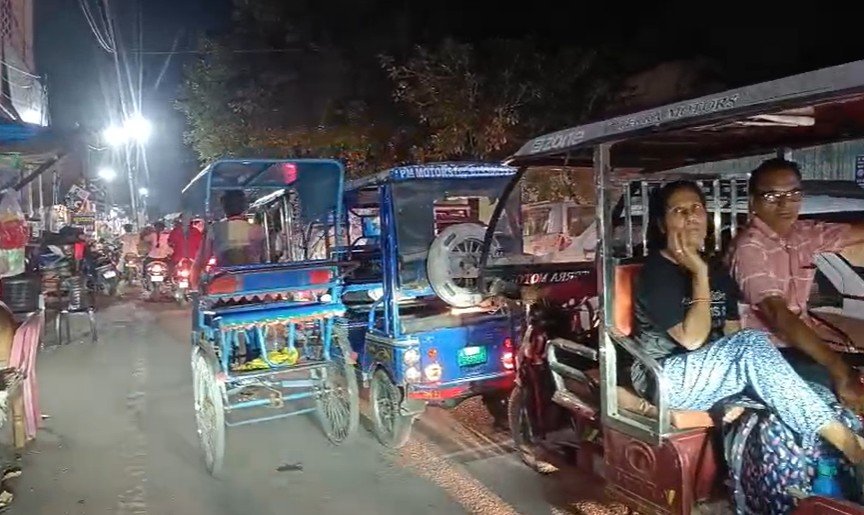 हरिद्वार में ई-रिक्शे हुए बेलगाम, संख्या लगातार बढ़ने से लोग परेशान, घंटों फंस रहे जाम में