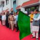 CM धामी ने कैलाश मानसरोवर यात्रा के पहले दल को दिखाई हरी झंडी, 49 श्रद्धालुओं का पहला जत्था रवाना