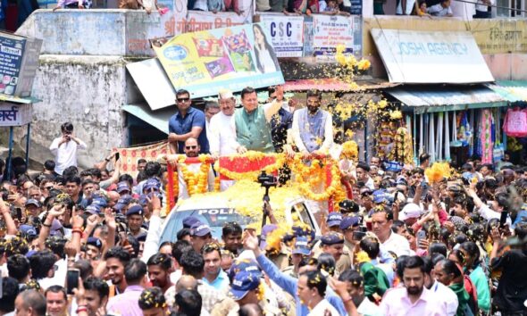चमोली पहुंचे मुख्यमंत्री धामी, 155 करोड़ की 63 योजनाओं की दी सौगात