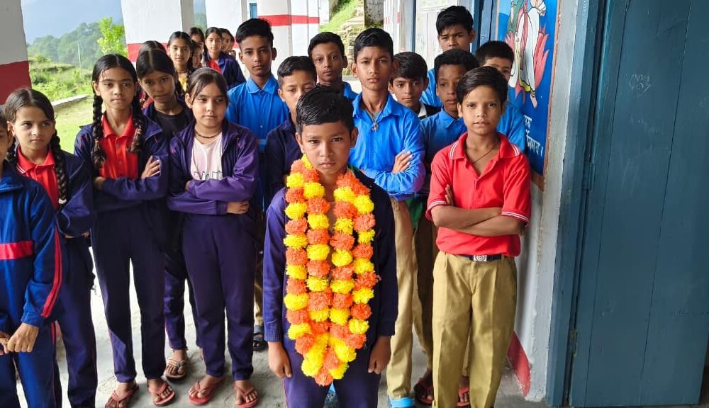 सीमांत गांव पासम से निकला नवोदय का सितारा, खीम चंद ने मेहनत के दम पर रचा सफलता का नया इतिहास