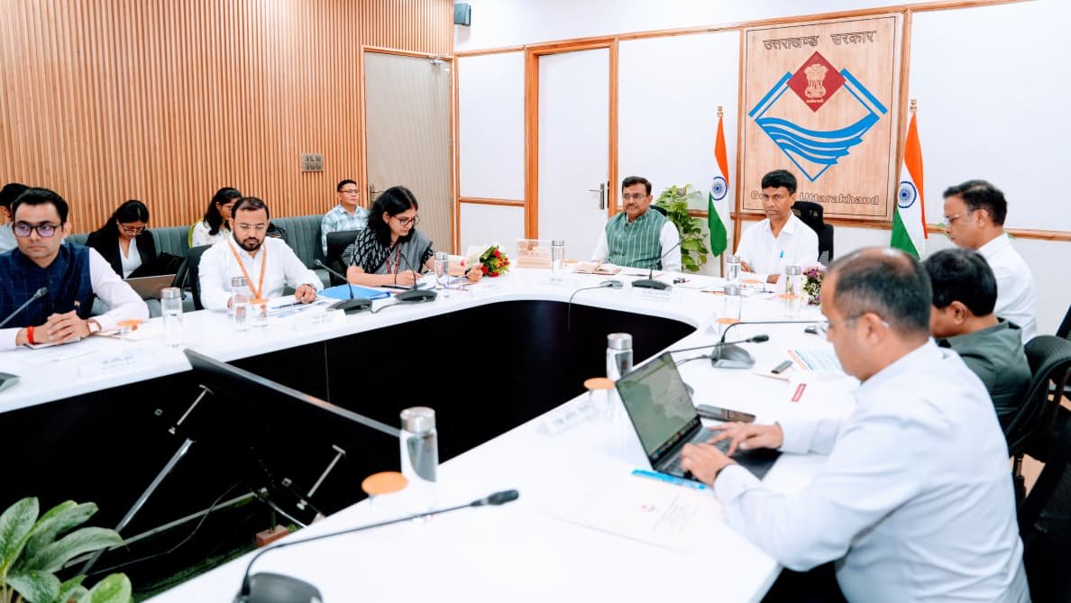 उत्तराखंड पहुंचे नीति आयोग के सदस्य, स्वास्थ्य और विकास पर हुई अहम बैठक