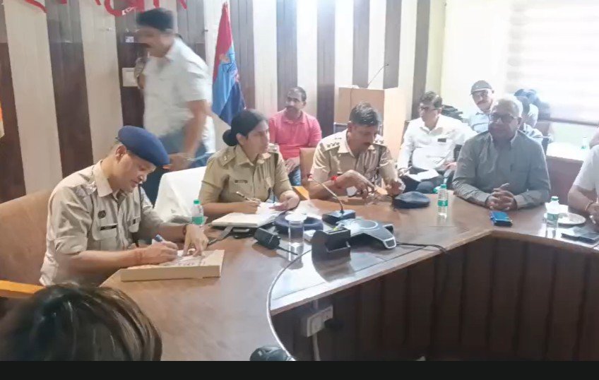 आगामी कांवड़ मेला-2026 को लेकर पुलिस ने कसी कमर, यातायात को लेकर हुई बैठक