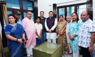 मुख्यमंत्री धामी ने शहीद अमित कुमार अणथ्वाल के परिजनों से की मुलाकात, किया सम्मानित