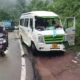 कोटद्वार में हाथियों का तांडव, शिक्षकों से भरे टेंपो ट्रैवलर समेत कई वाहनों में तोड़फोड़